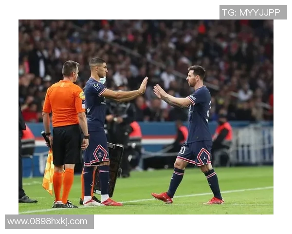 里昂足球队的辉煌历程与未来展望：从历史传奇到现代竞技的蜕变之路